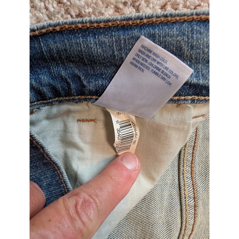 OLD NAVY Woman's Jeans/Pants SWEETHEART, size 18; SHORT/PETITE, Bootcut, NWT - Picture 11 of 13